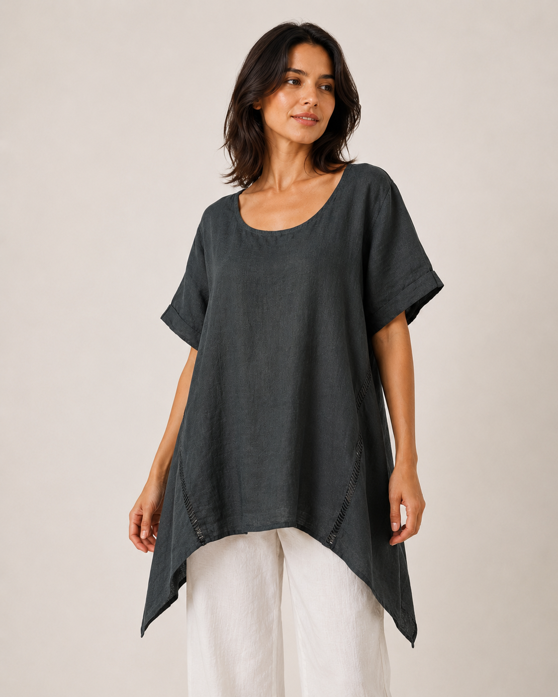 Vorsa Asymmetrical Hem Line Linen Top size 14-18 - Image 3