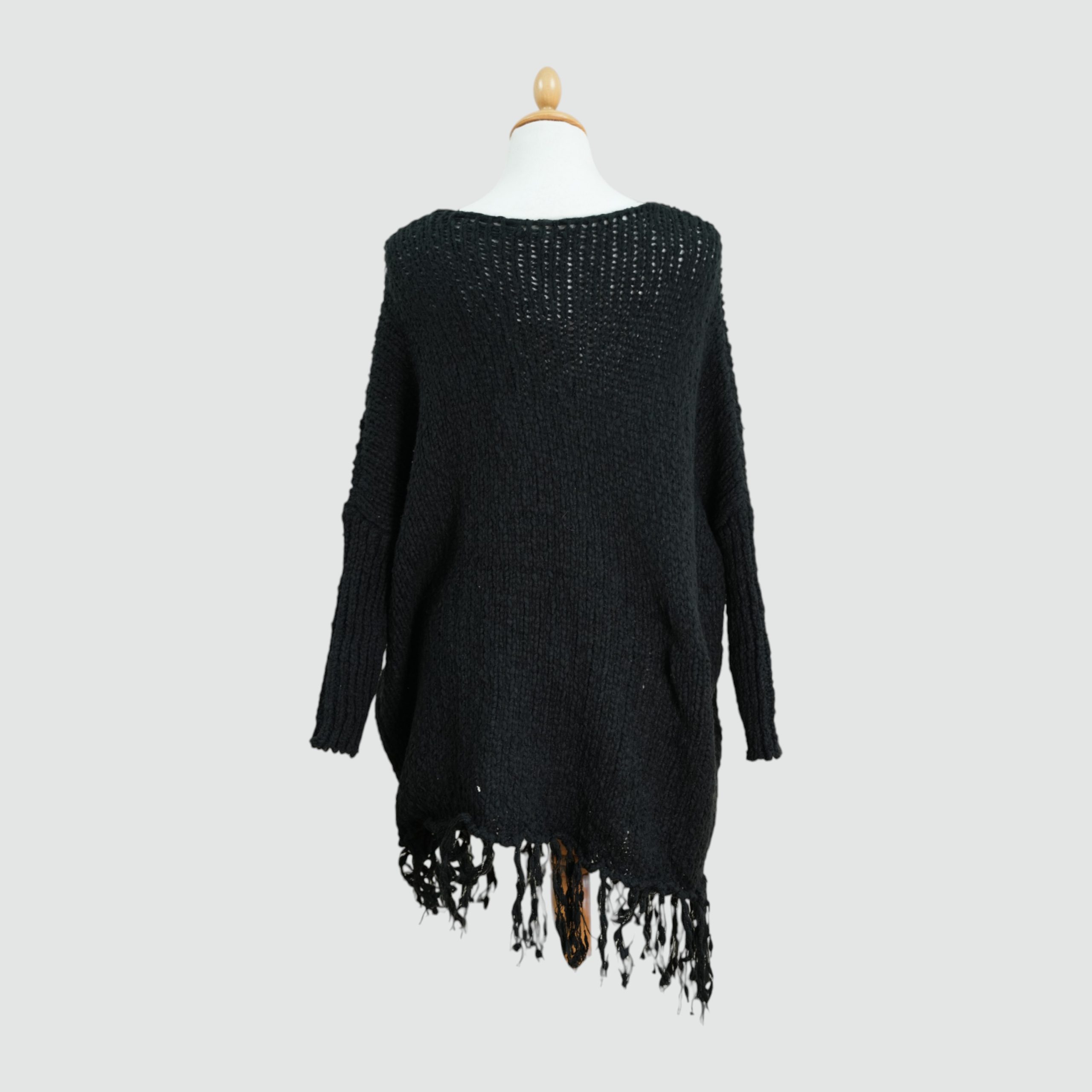Valia Long chunky Sweater size14-20 - Image 4