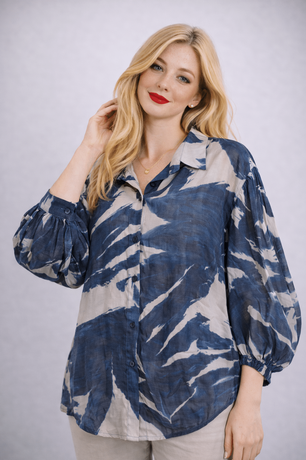 Caris Abstract Print Blouse , Feature Sleeve 14-20 - Image 2