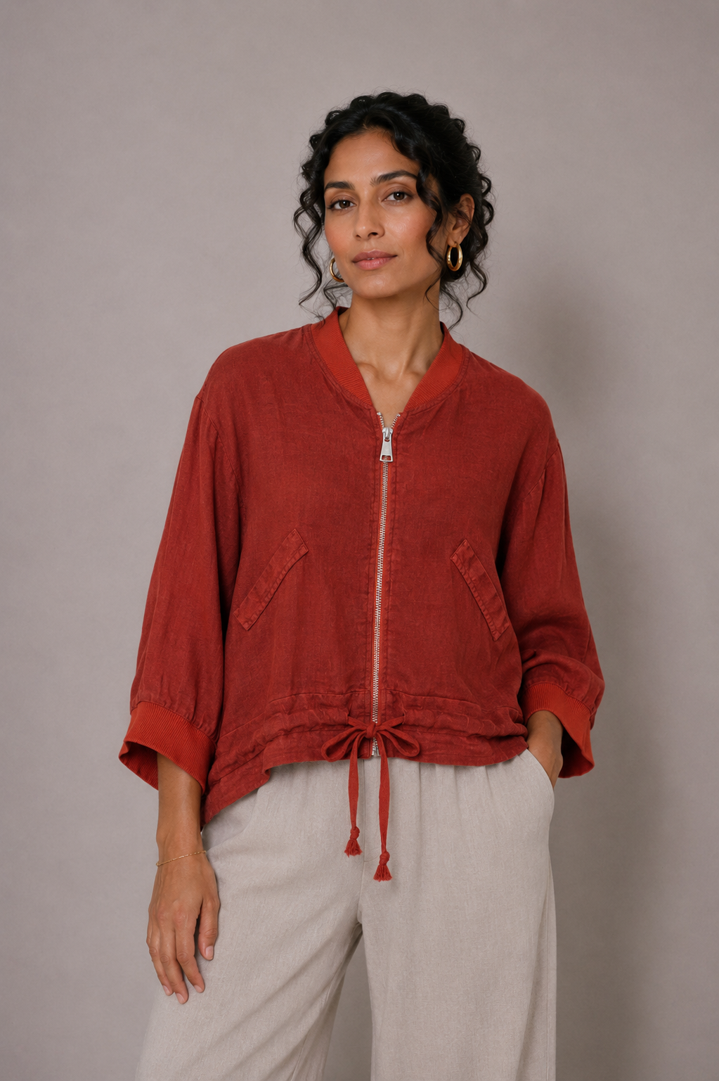 Justine Short Linen Jacket size 10-16 - Image 2