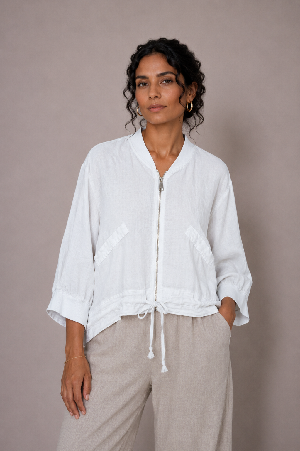 Justine Short Linen Jacket size 10-16 - Image 7