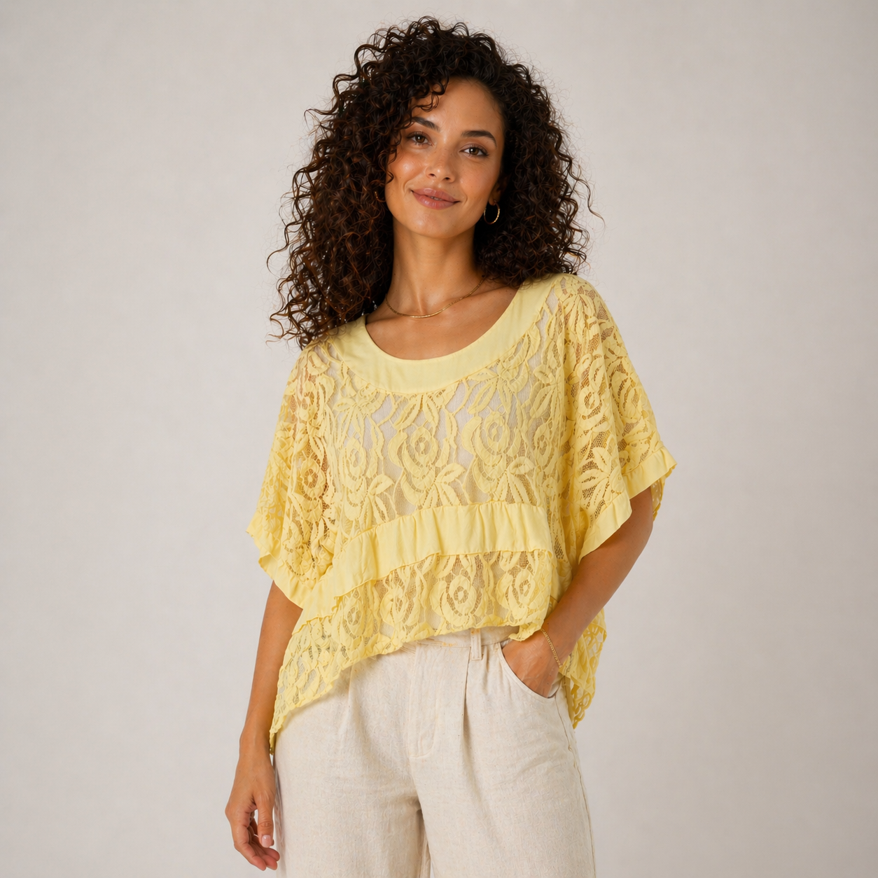 Abelie Short Lacey Cropped Top size 12-18